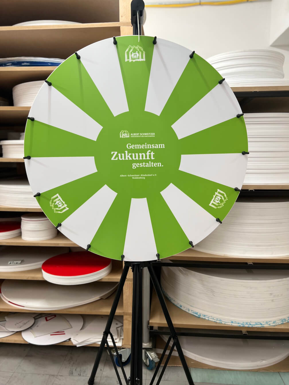 Wheel Of Fortune Professional 50 glücksrad professional grün weiss